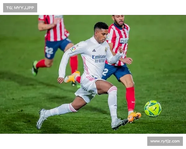 瓦扎内因体检未通过未能加盟皇马 现重返阿贾克斯再度征战顶级联赛