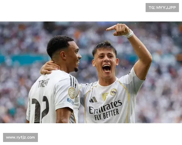 瓦扎内因体检未通过未能加盟皇马 现重返阿贾克斯再度征战顶级联赛